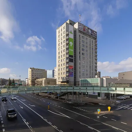Center One-bedroom With Bathtub By Renters Rzeszow